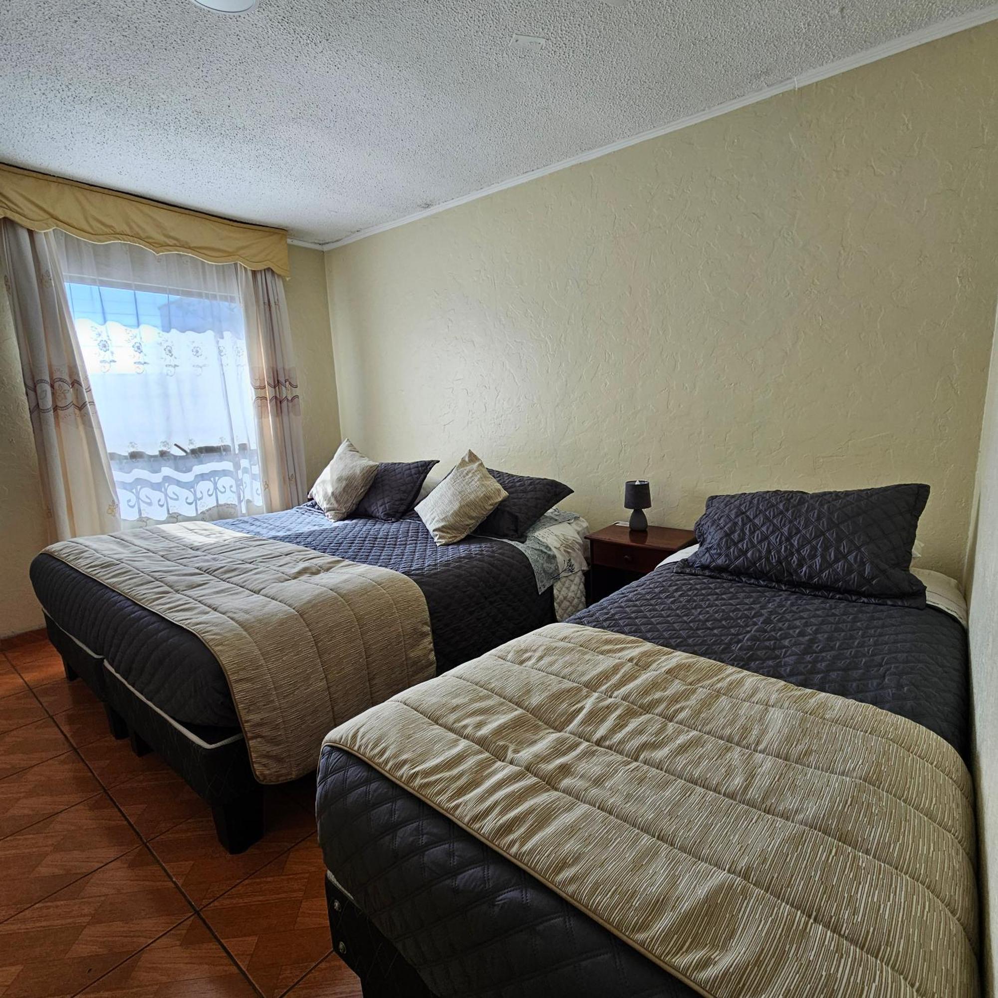 Hostal De Colon La Serena Exterior foto